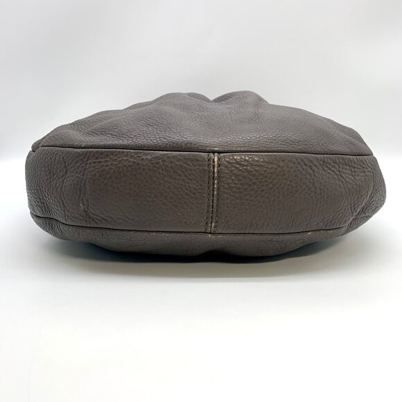 Marc Jacobs Grey Pebbled Leather Classic Q Hillier Hobo Bag - Picture 5 of 12